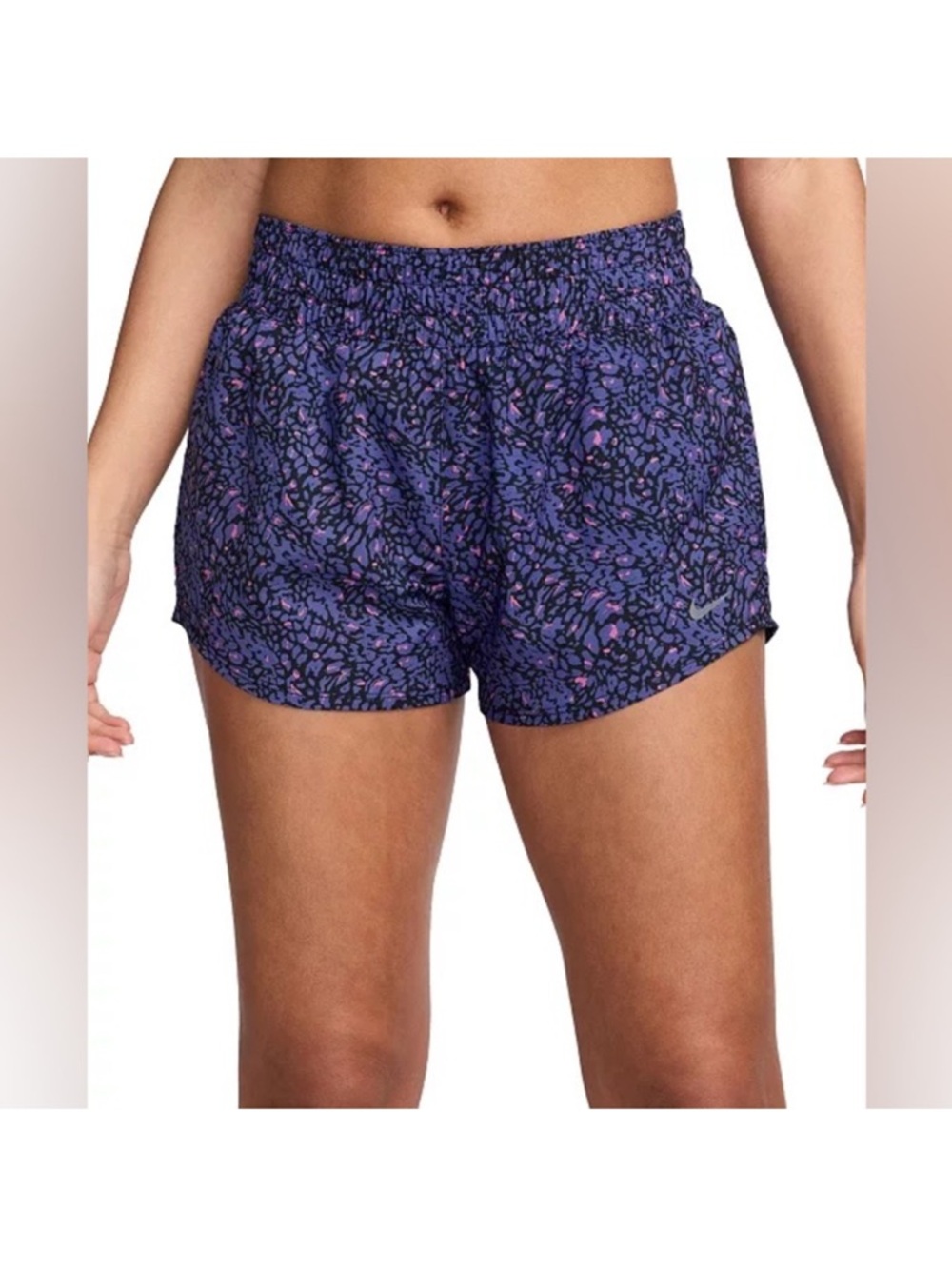 Nike Women's Dri-FIT Mid-Rise Loose Fit 3" Brief-Lined Shorts Size Medium